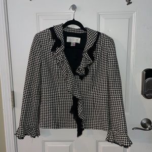 Beautiful silk houndstooth jacket
